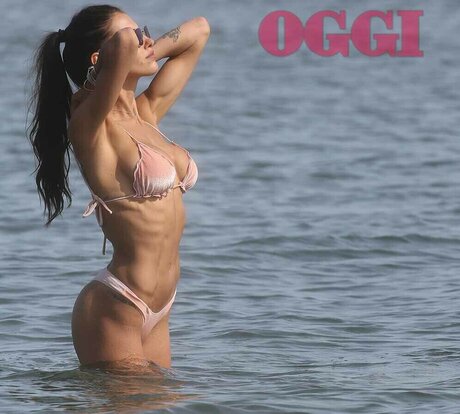 Carolina Stramare hd pornstar gallery