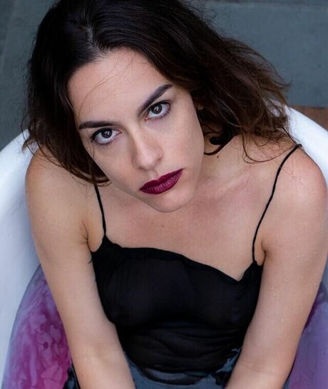 hairy legs onlyfans free pictures