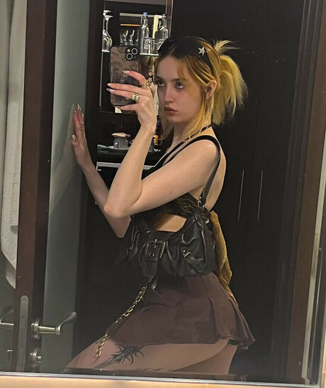 mayadoran perfect model image