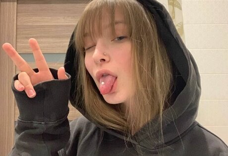 suk ki naked star photo