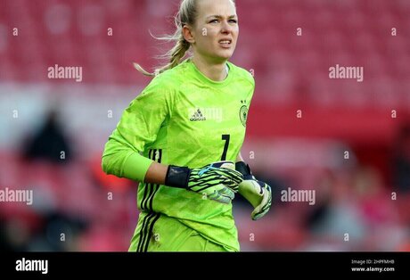 Merle Frohms free actress picture