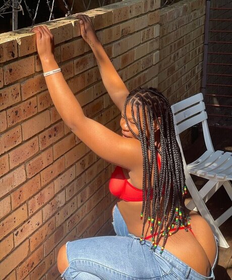 African Booty Meat model nice images