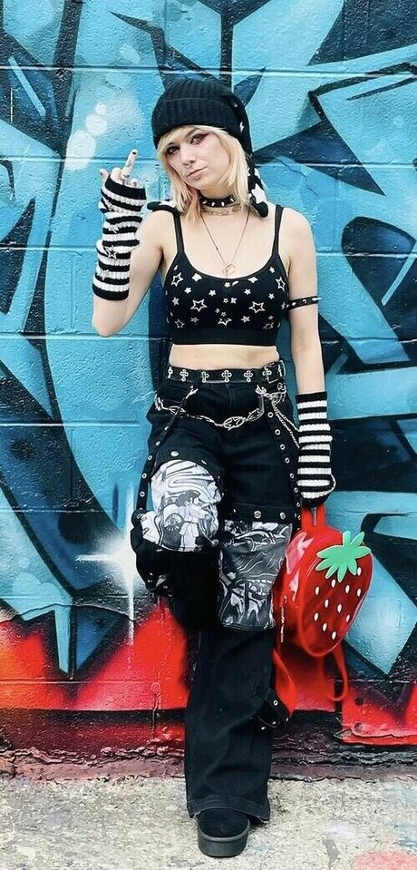 Noel Malphoi star high quality galleries