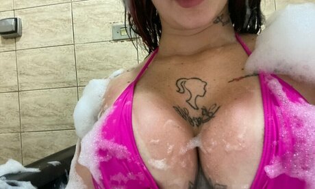 Daiane Shneyder pornstar hd image