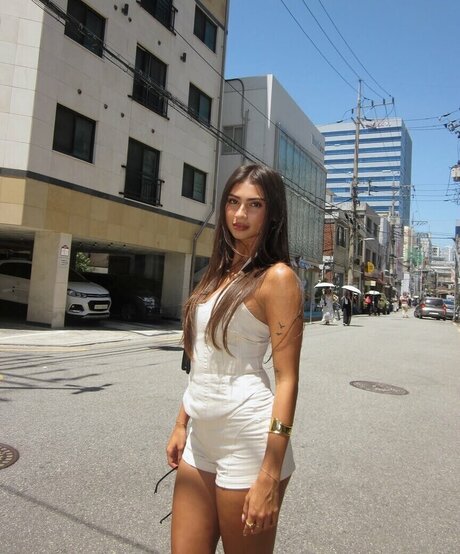 Bella Ramirez beautiful model galleries