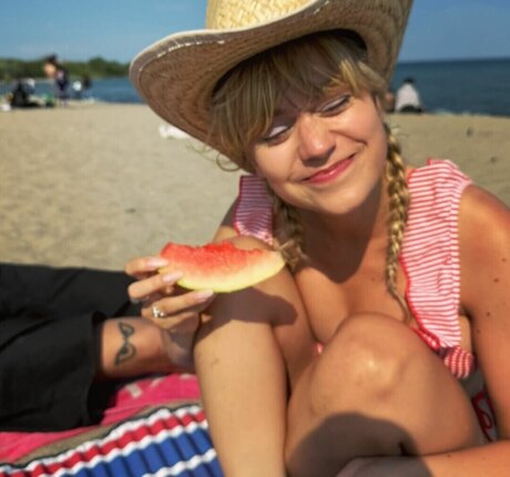 Ella Ballentine porn actress image