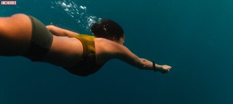 Lou Llobell pornstar best pictures