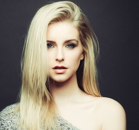 big tits blonde onlyfans sexy nudes pic