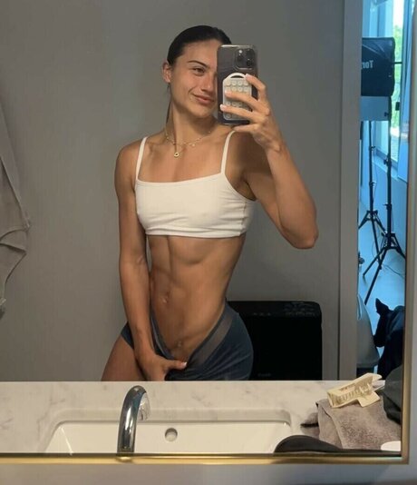 Giannahfit star best pic