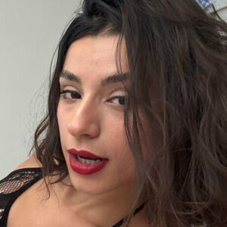 Hellirosa erotic model pictures