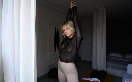 Lily Vei pornstar pretty img