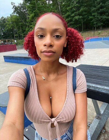 Tpnaomi star hd photo