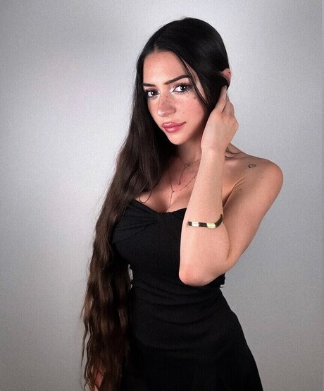 Sunmerjoy exclusive actress pictures