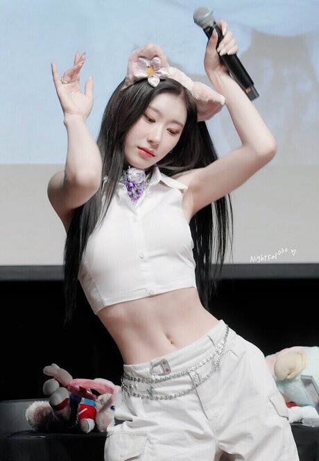 Chaeryeong pornographic actress image