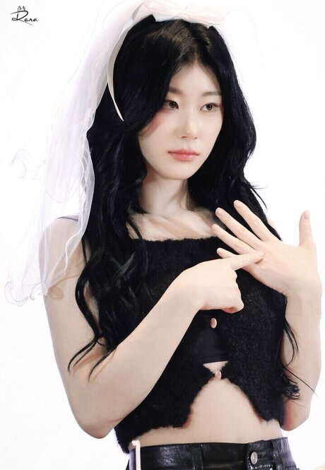 Chaeryeong model hot archive