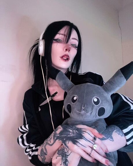 Kura1desu nude model galleries