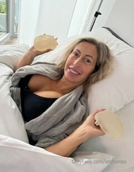 pregnant threesome onlyfans sexy galleries