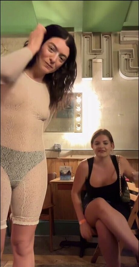 Ana Lorde high quality star gallery