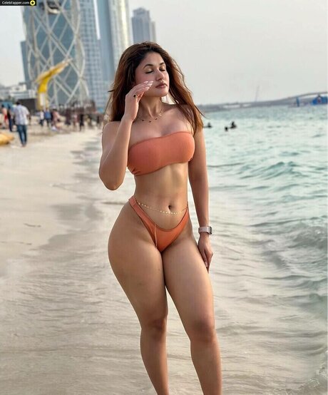 latex onlyfans free nude images