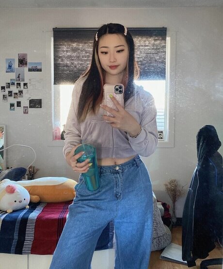 blonde milf big tits onlyfans free naked image