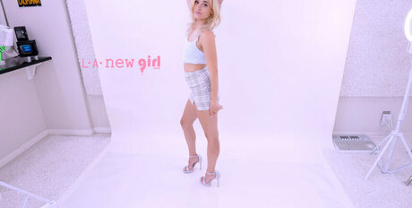 Nicole Nichols porn model images