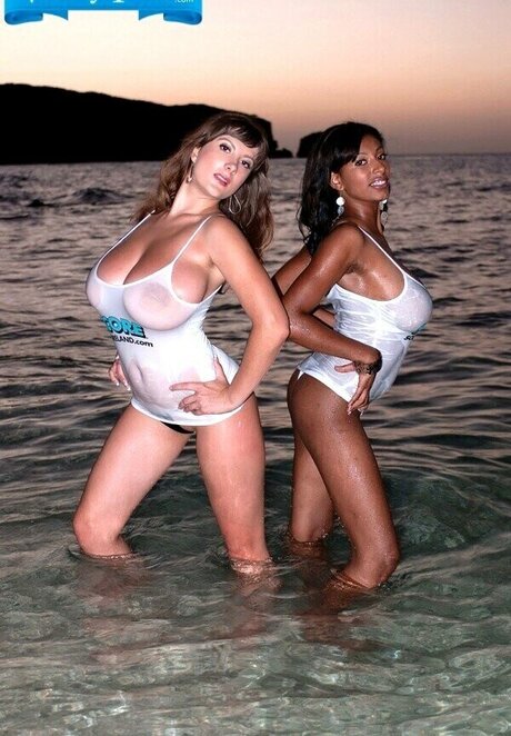 Lil Chica high quality model photos