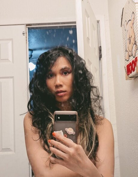 Bessy Q model best photo