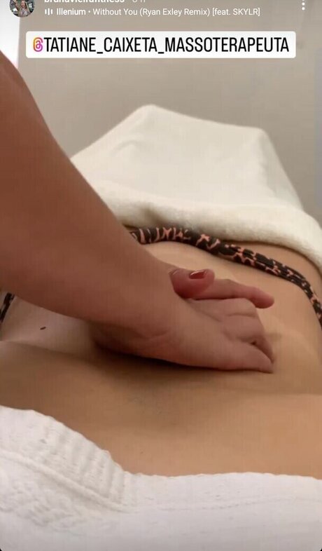 Bruna Vieira Fitness adult model pic