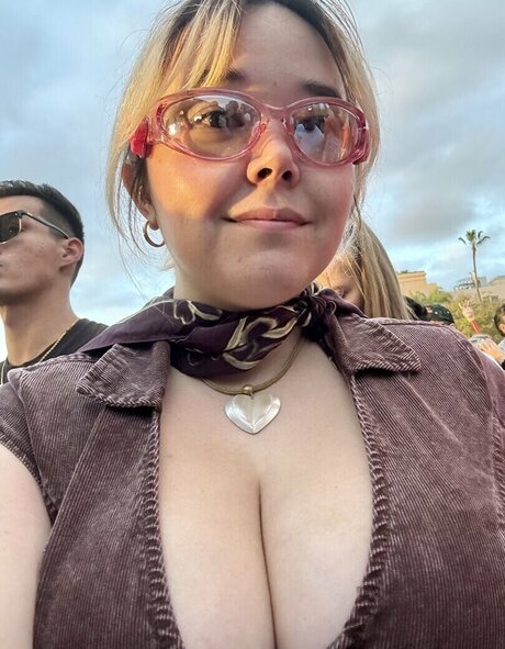 bingsuccino high quality actress pictures