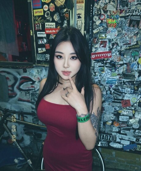 Hanavocado model xxx pics