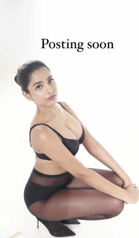 Aurora Sinclair Photo Gallery