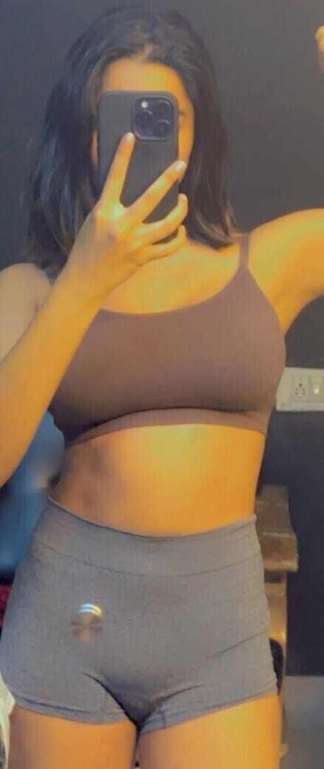 Aurora Sinclair star pornographic image