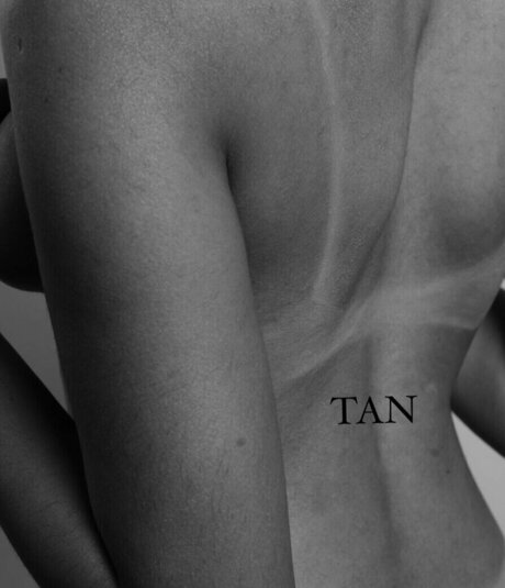 Aurora Sinclair model top galleries