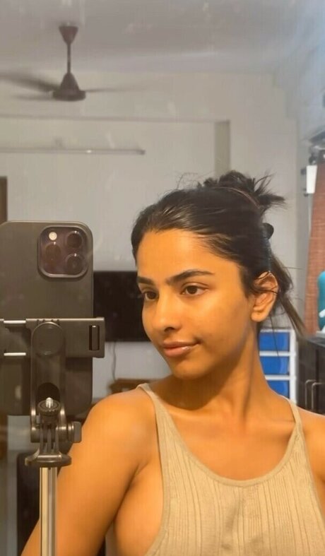 Aurora Sinclair star img