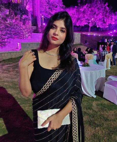 Tulika Snehil sexy actress photo