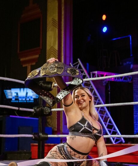 Ivy Malibu star xxx img