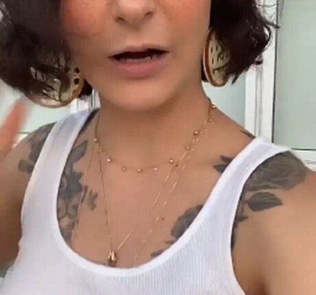 busty solo onlyfans hot sexy photos