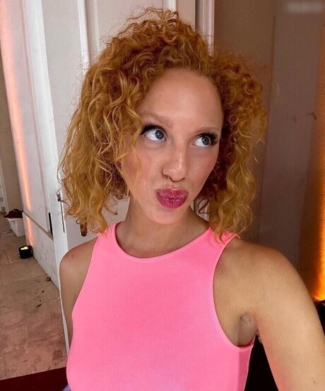 Anna Ermakova pornstar nude pics