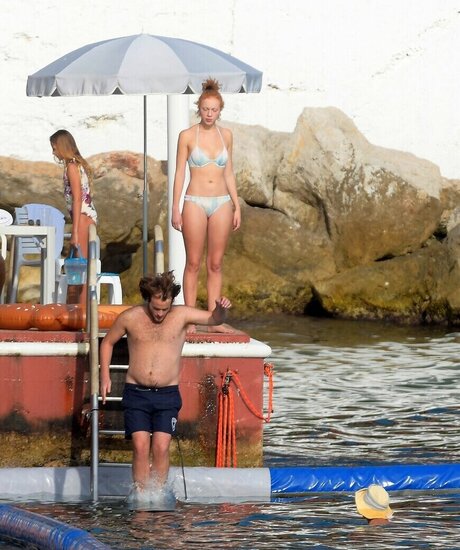 busty solo onlyfans sex galleries