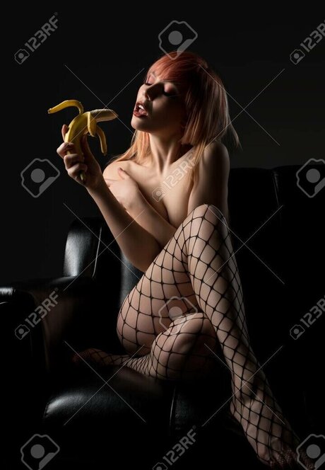 Banana Girl adult model archive