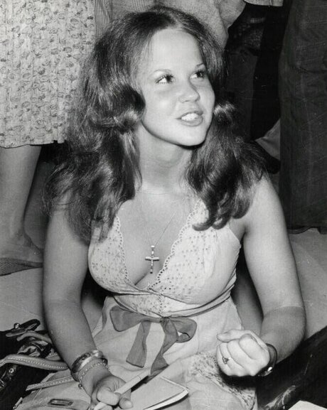 Linda Blair pornstar adult pics