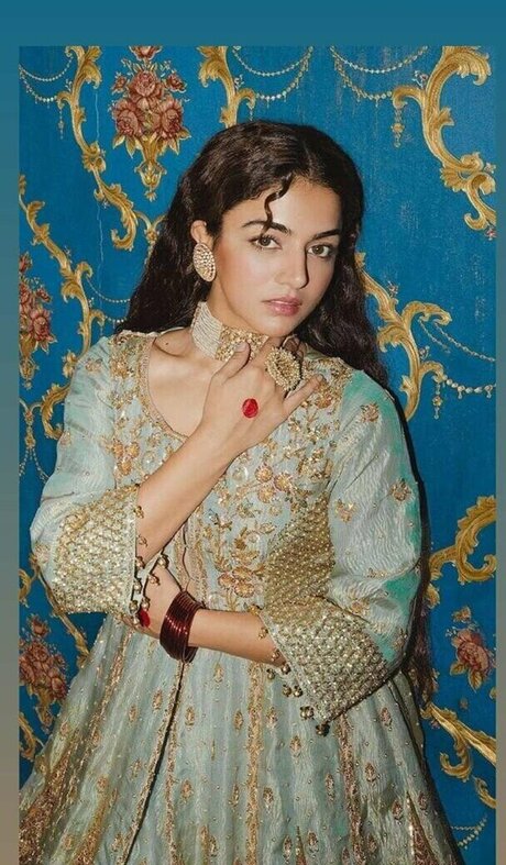 Wamiqa Gabbi star nice picture