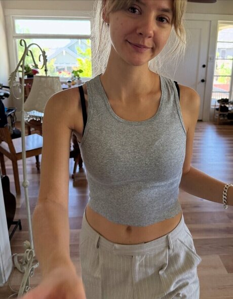 Dora Jar sex actress image