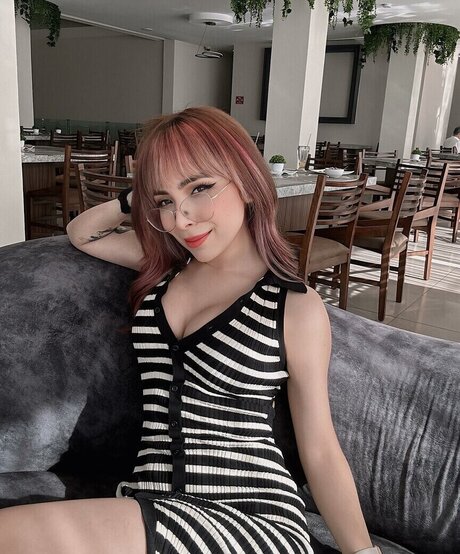 bunny xxx onlyfans art naked photo