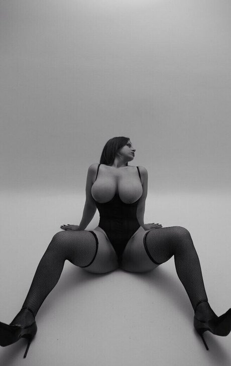 Hottiekittyyy star exclusive picture