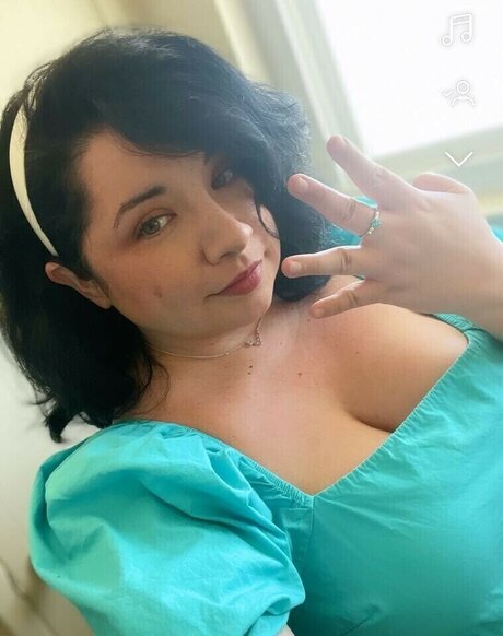 Ohcatrina nude pornstar picture