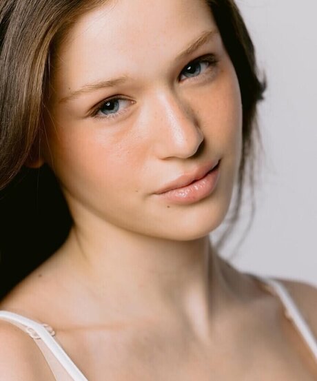 Jewish Girls naked actress pic