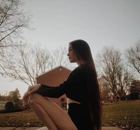 nic2hardo erotic actress gallery