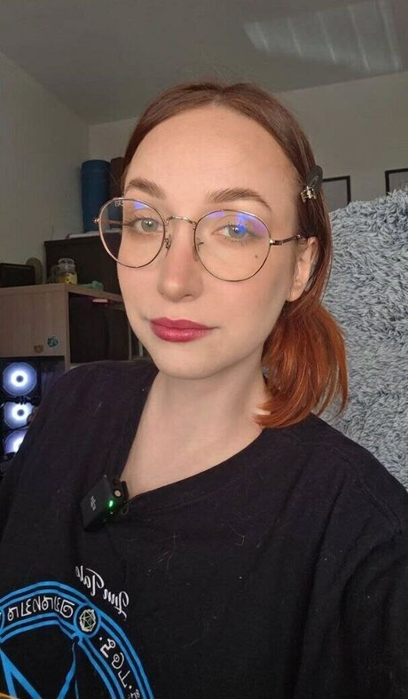 Michelle Puttini sexy pornstar pictures