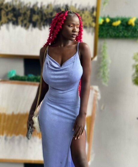 Ivytotheworld model best photo